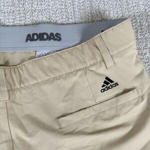 Adidas 365 Men's 38 Beige Stretch Waist 10" Golf Shorts *Read
